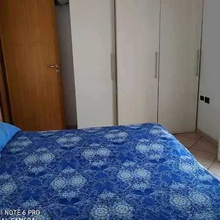 A Due Passi Dal Mare דירה